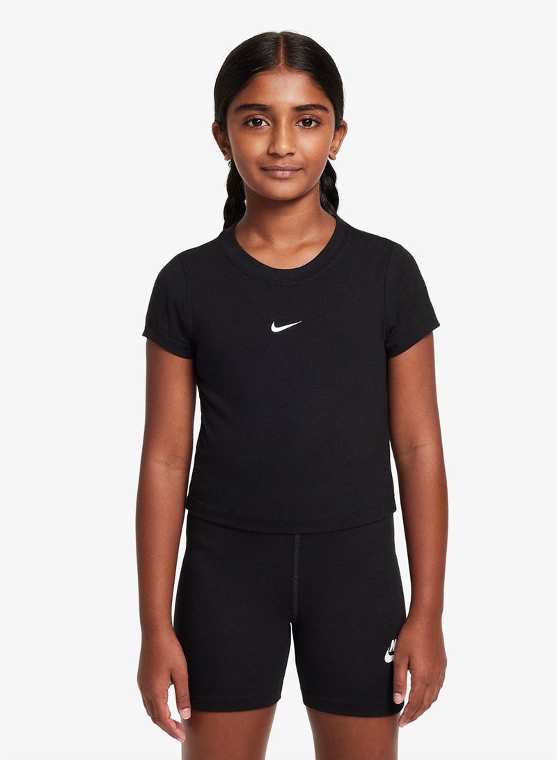 Nike Youth Nsw Slim Fit Cropped T-Shirt - Image 1